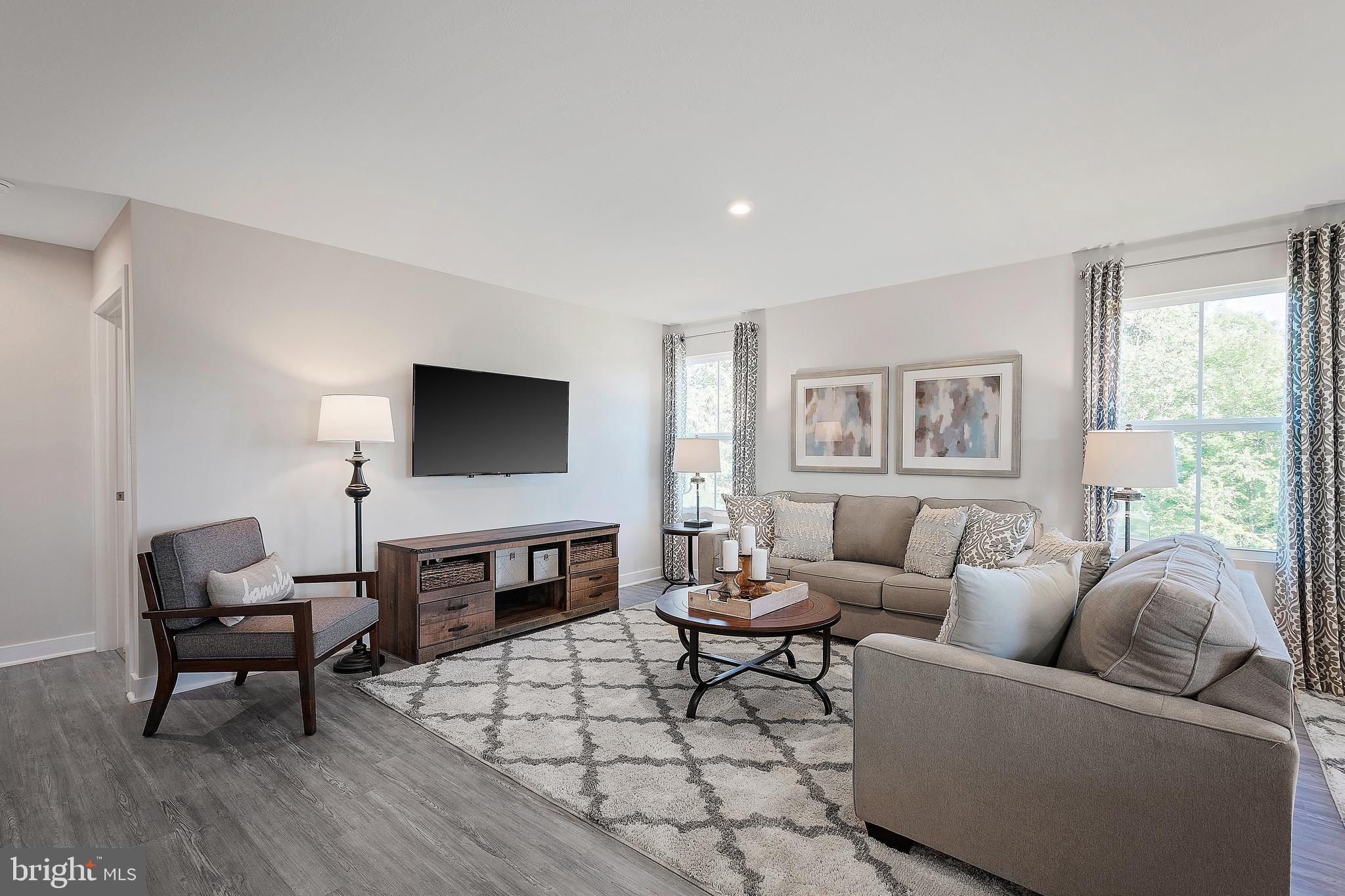 CARDINAL POINTE - Residential