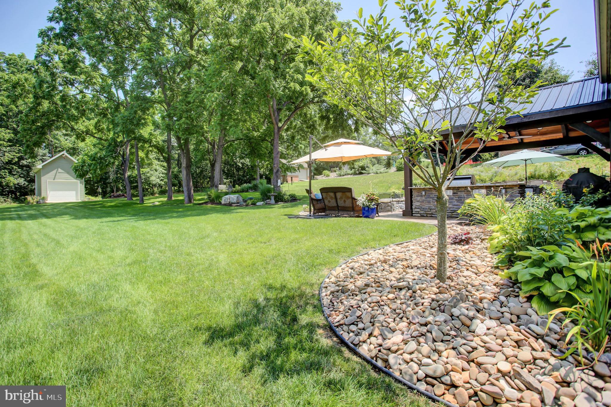 MOSS SPRING ESTATES - Residential