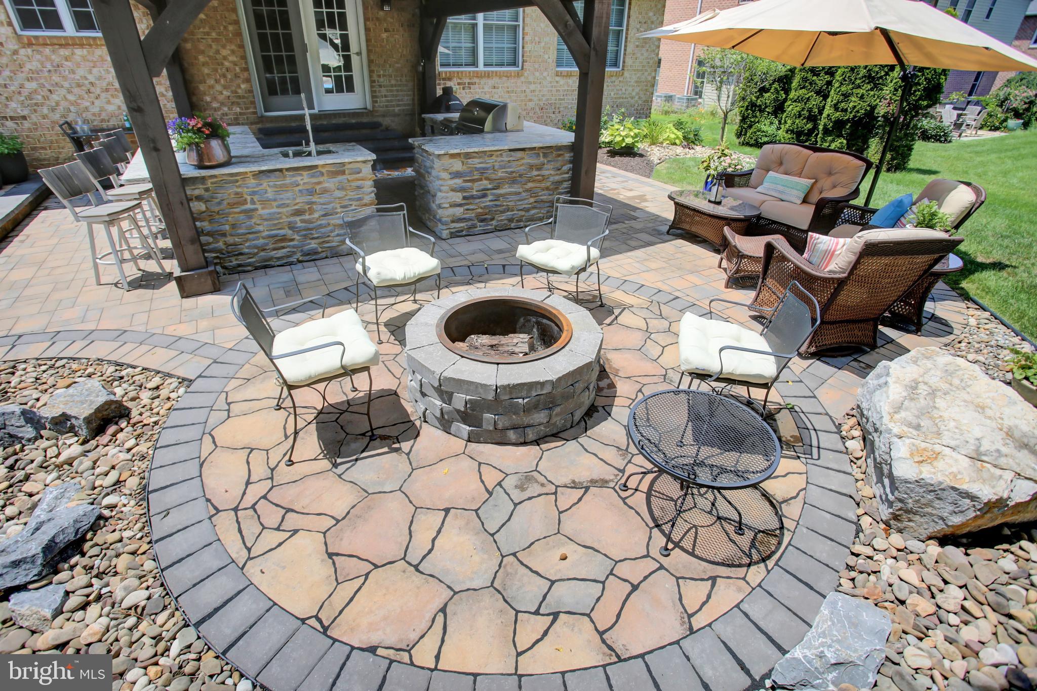 MOSS SPRING ESTATES - Residential