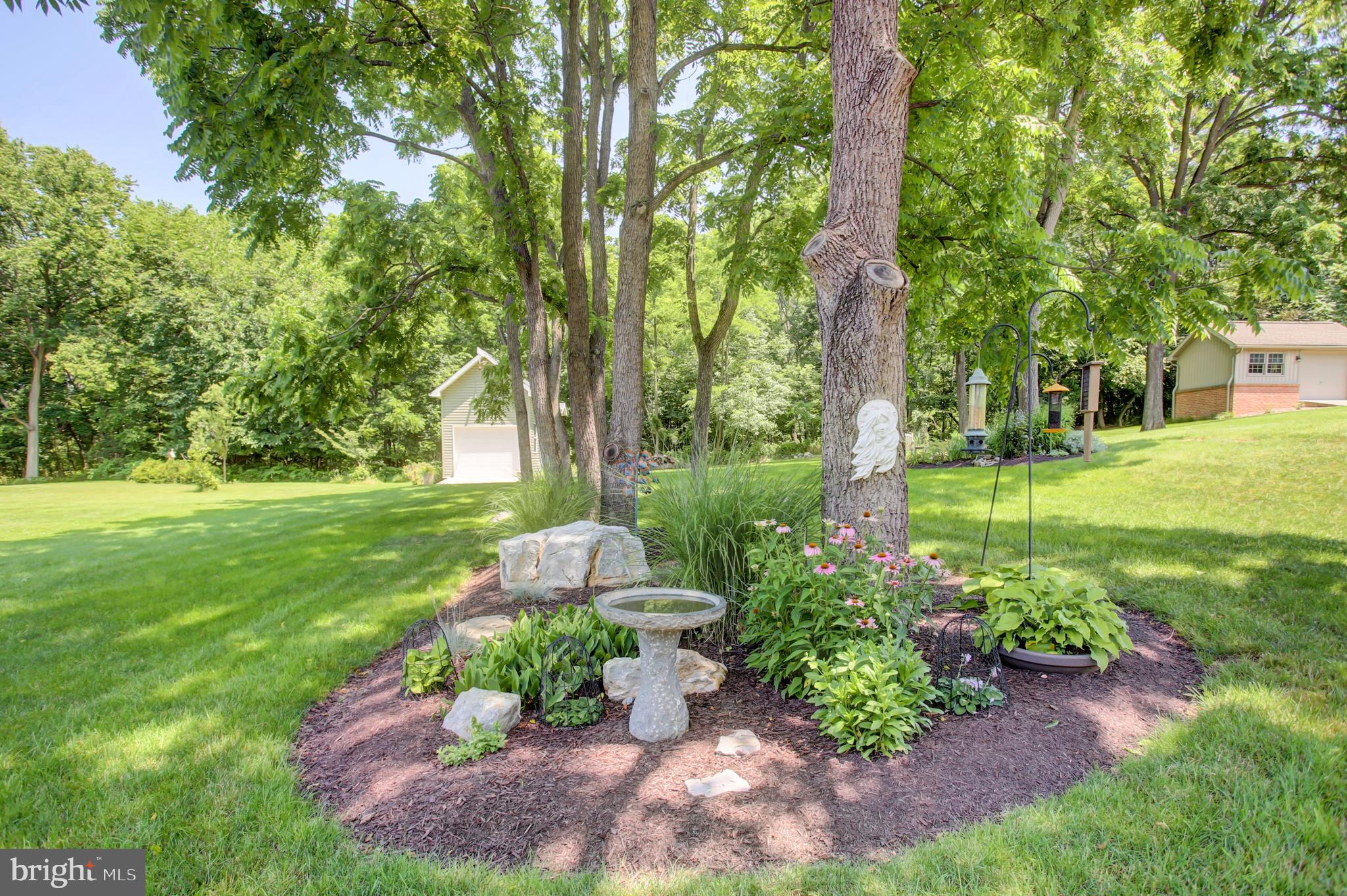 MOSS SPRING ESTATES - Residential