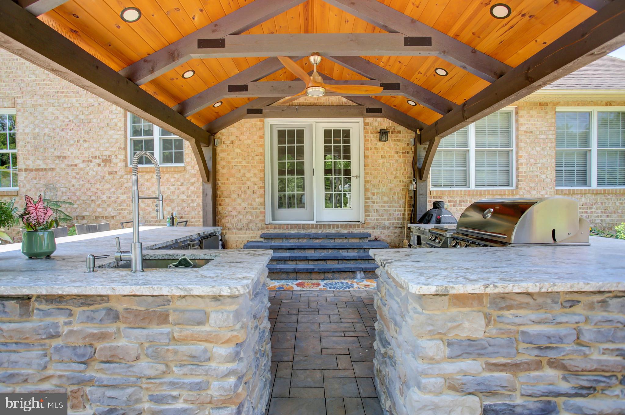 MOSS SPRING ESTATES - Residential