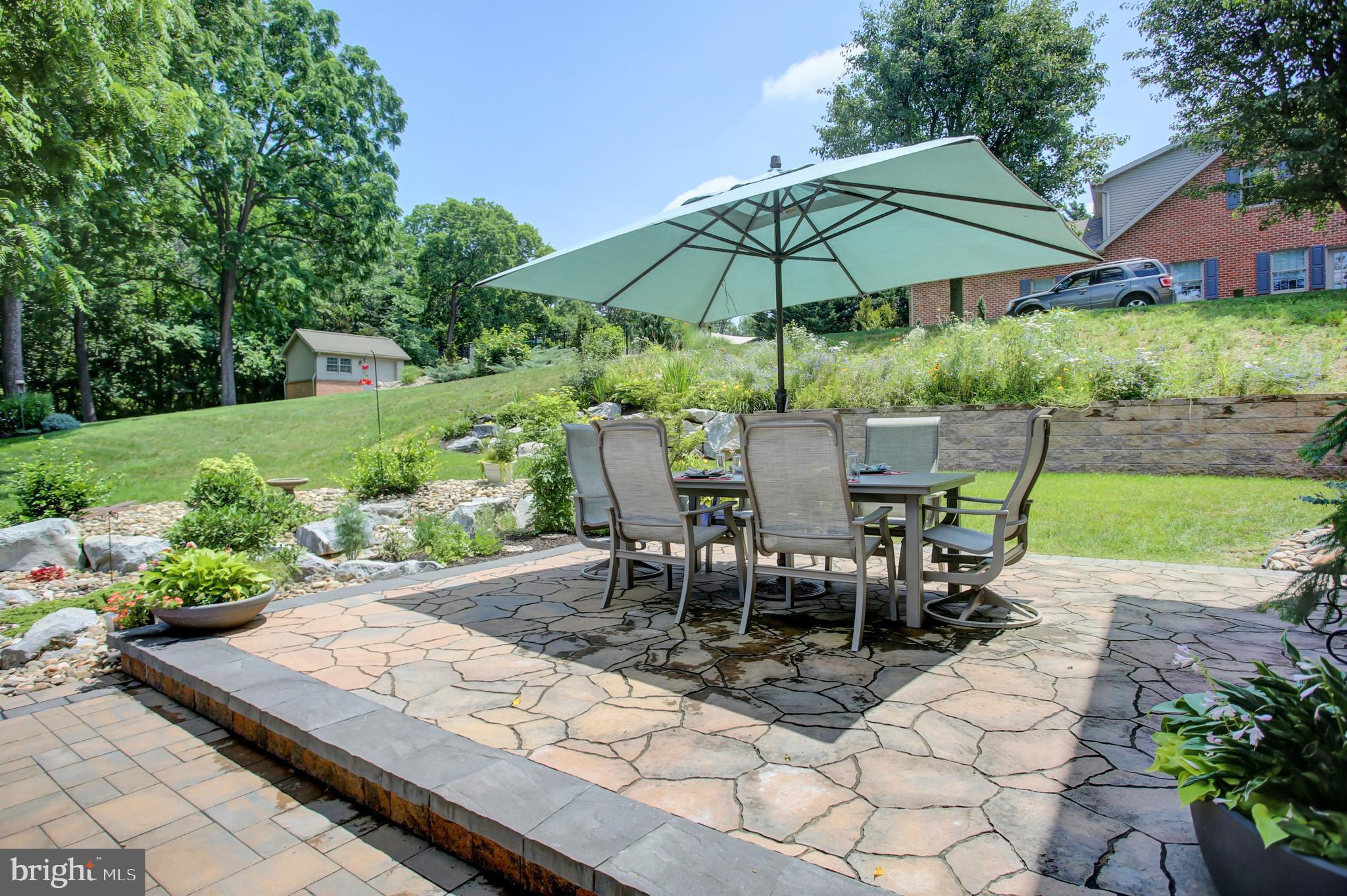 MOSS SPRING ESTATES - Residential