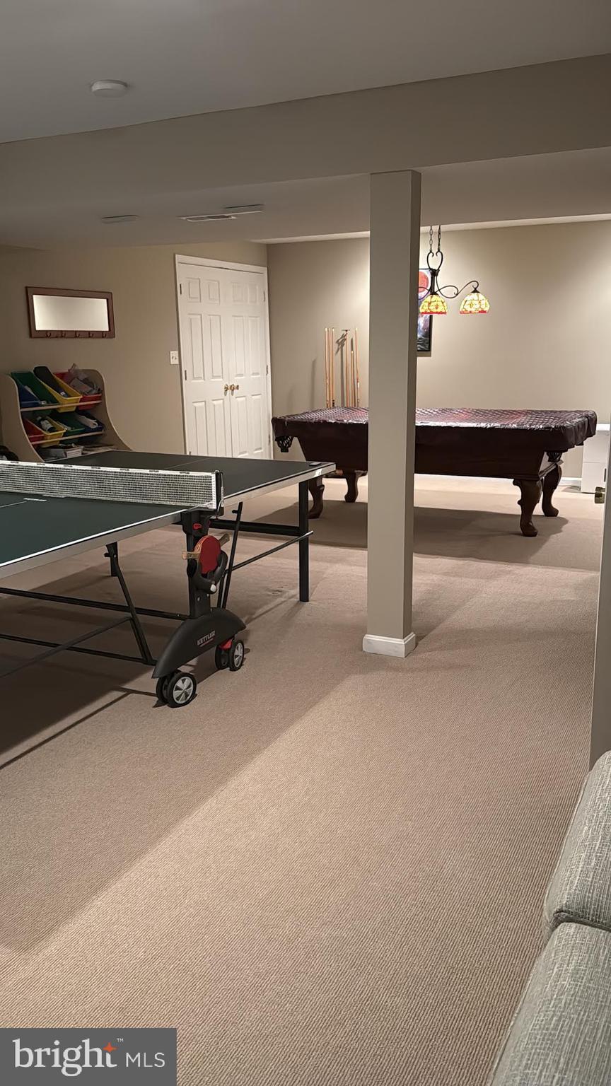 MOSS SPRING ESTATES - Residential