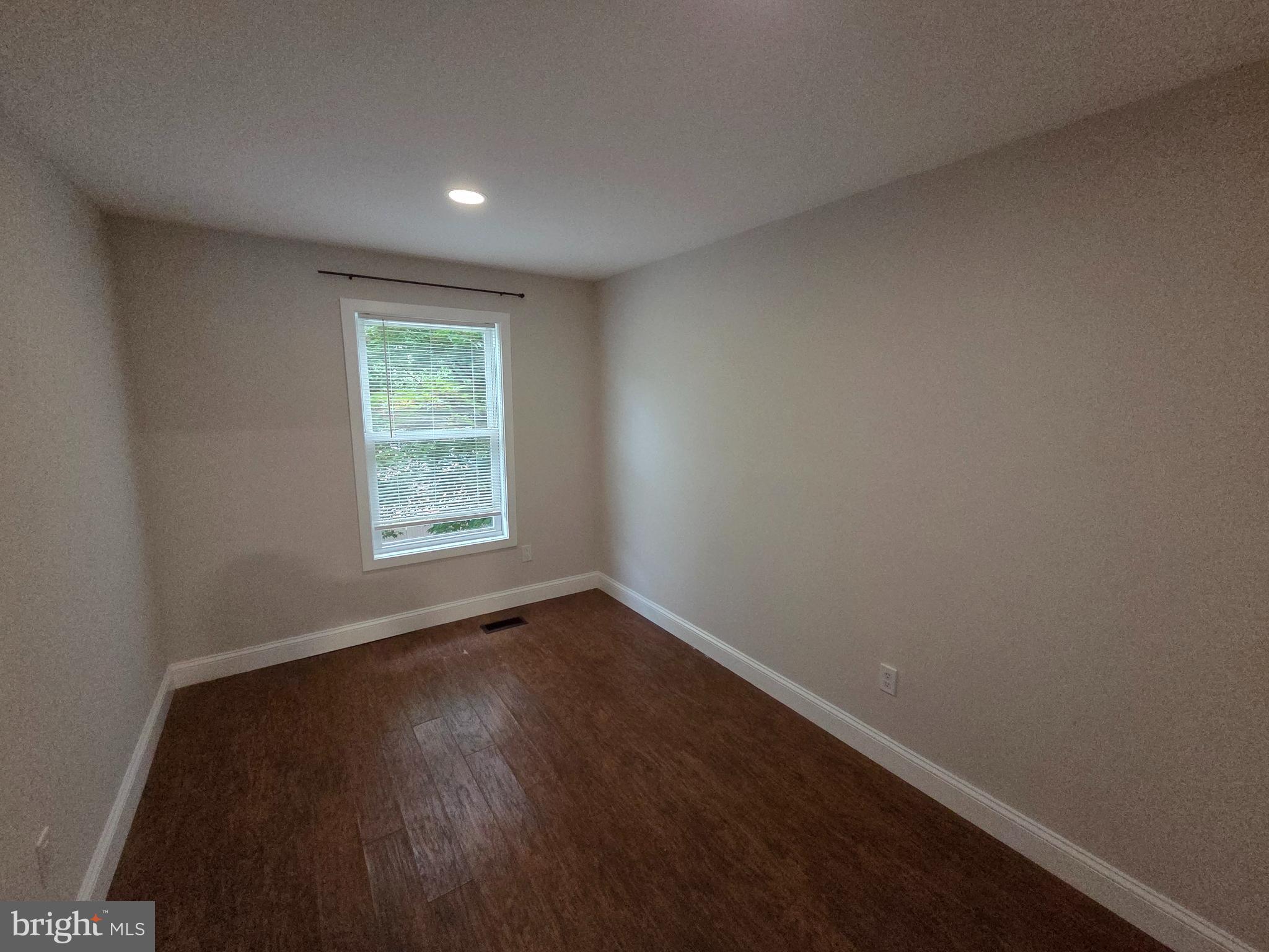 SOMERTON - Residential Lease
