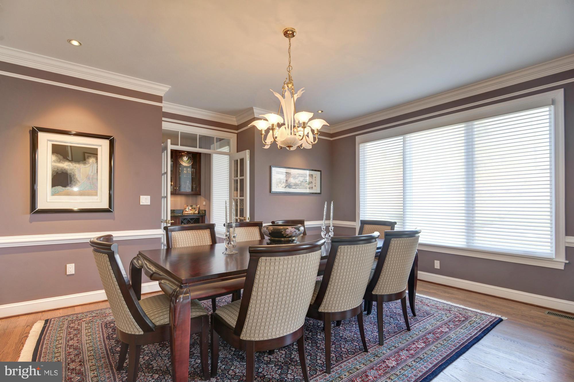 POTOMAC OUTSIDE - Residential