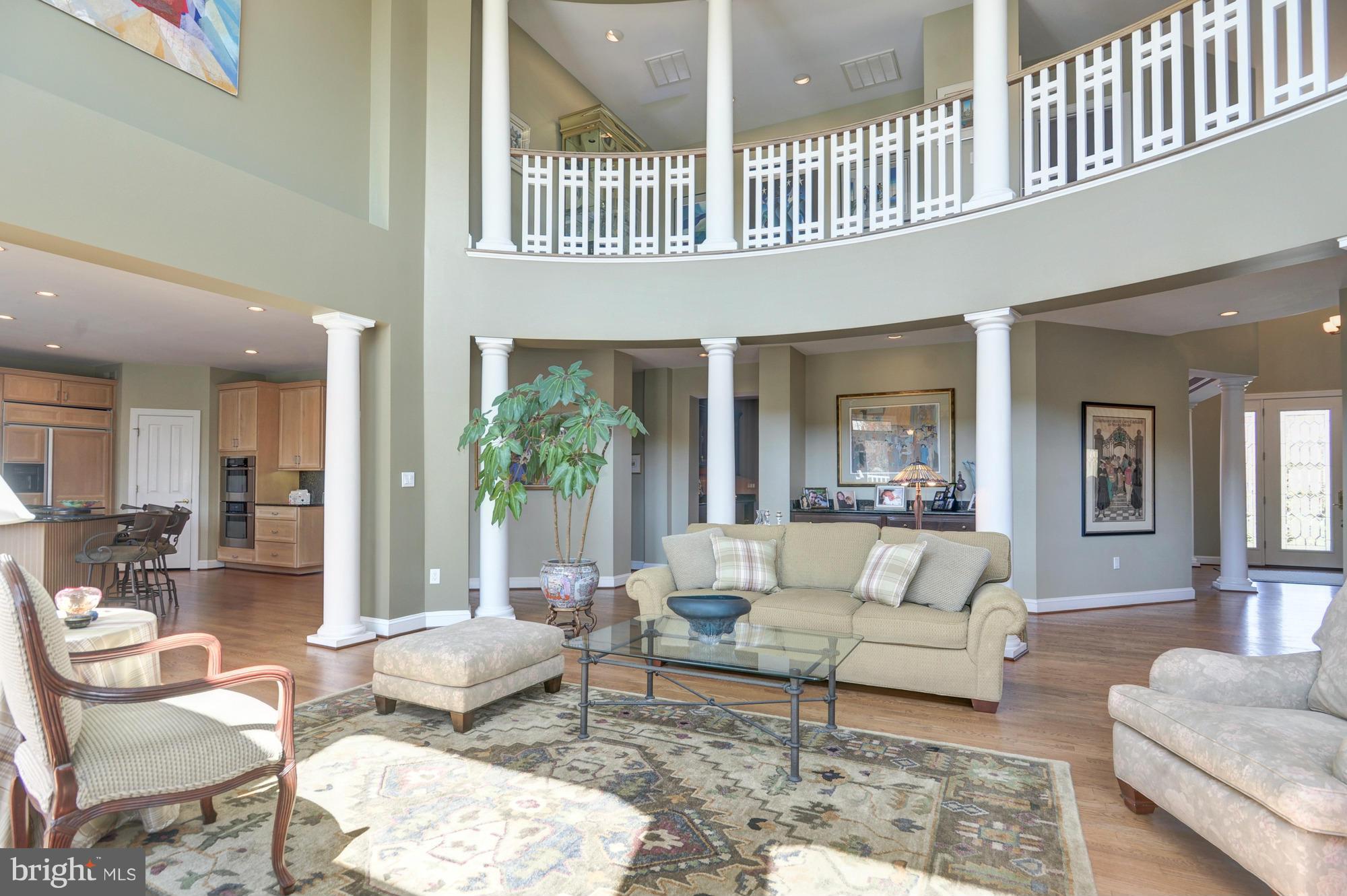 POTOMAC OUTSIDE - Residential