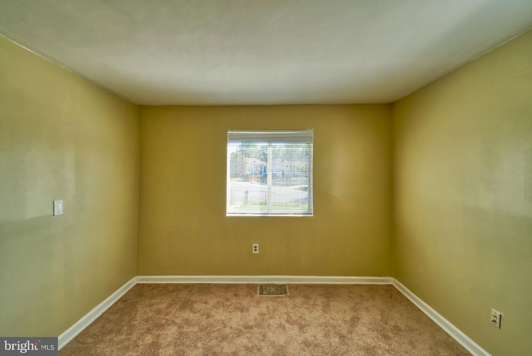 CHAPEL OAKS - Residential Lease