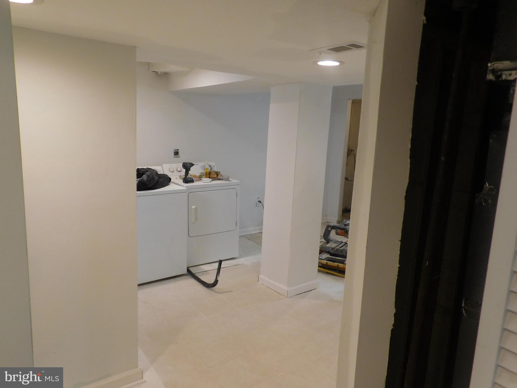 CHAPEL OAKS - Residential Lease