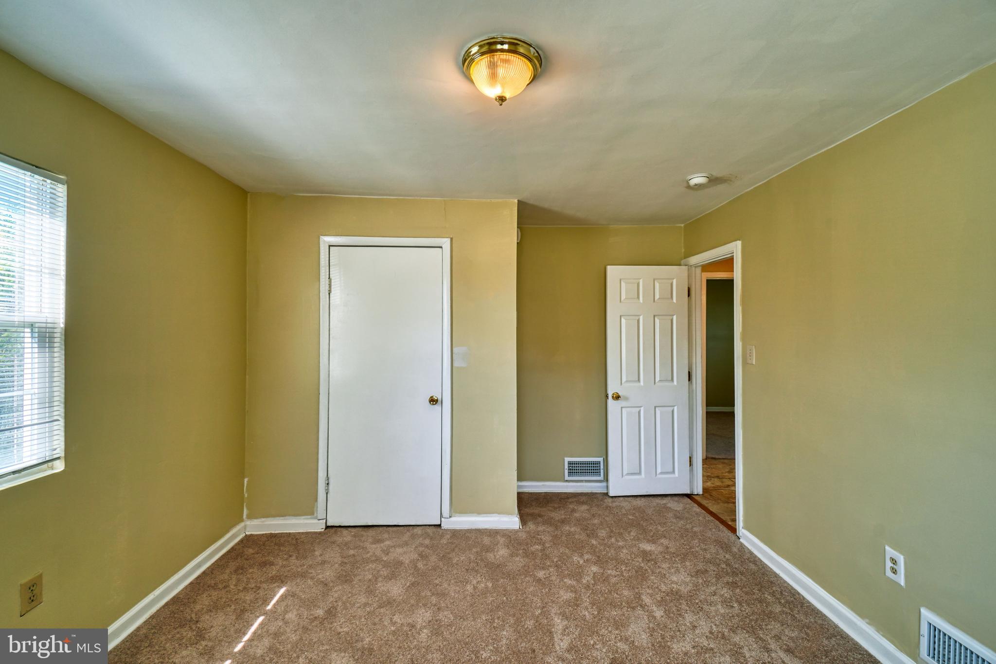 CHAPEL OAKS - Residential Lease