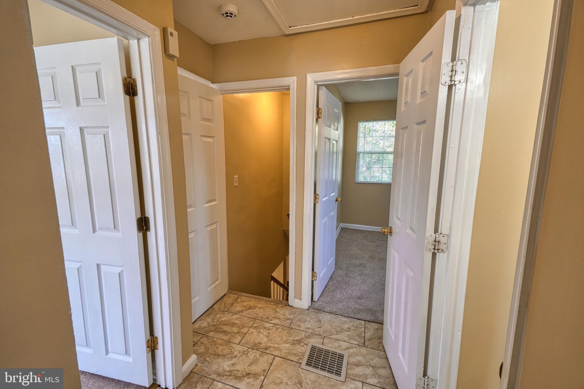 CHAPEL OAKS - Residential Lease