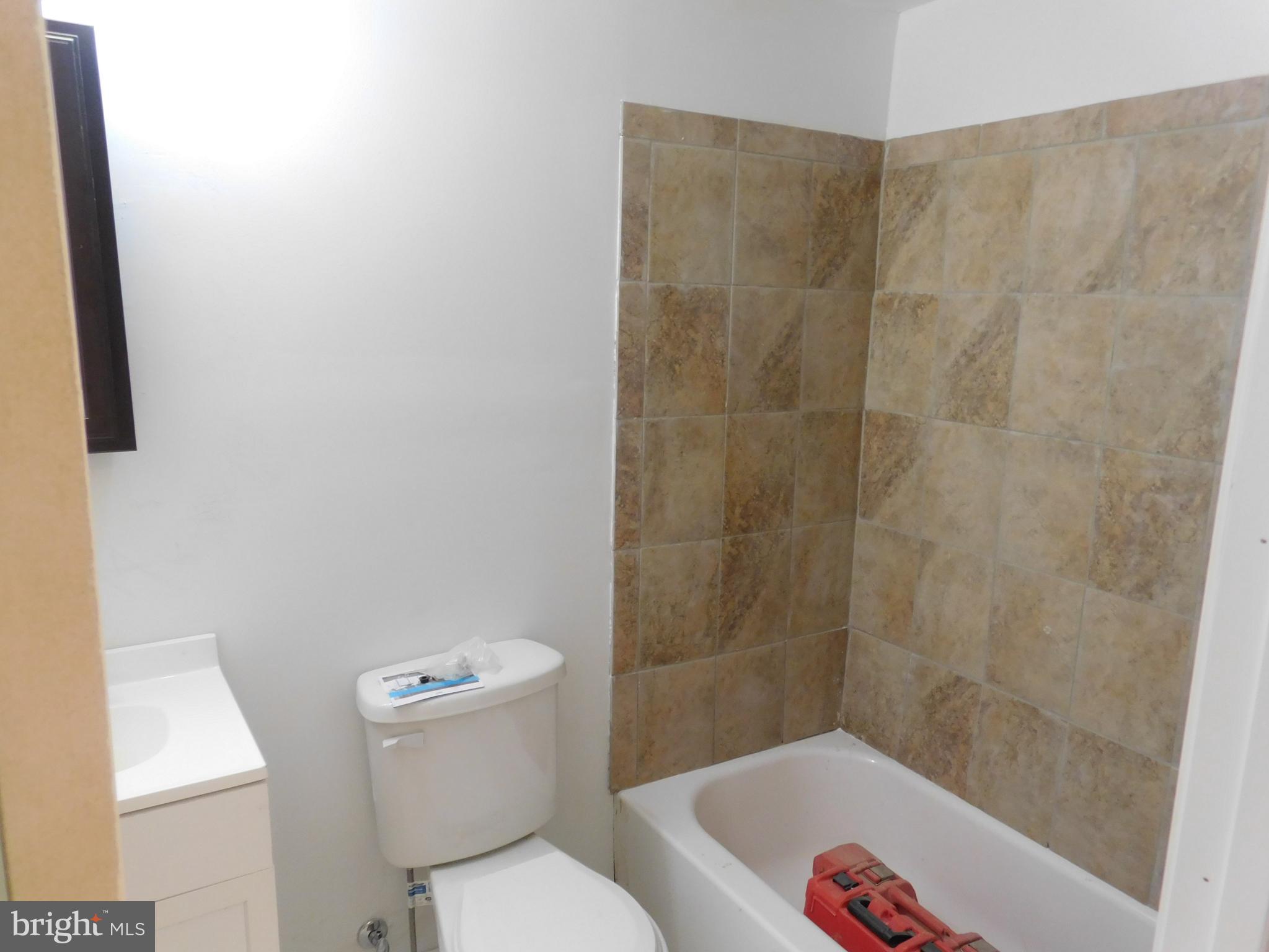 CHAPEL OAKS - Residential Lease