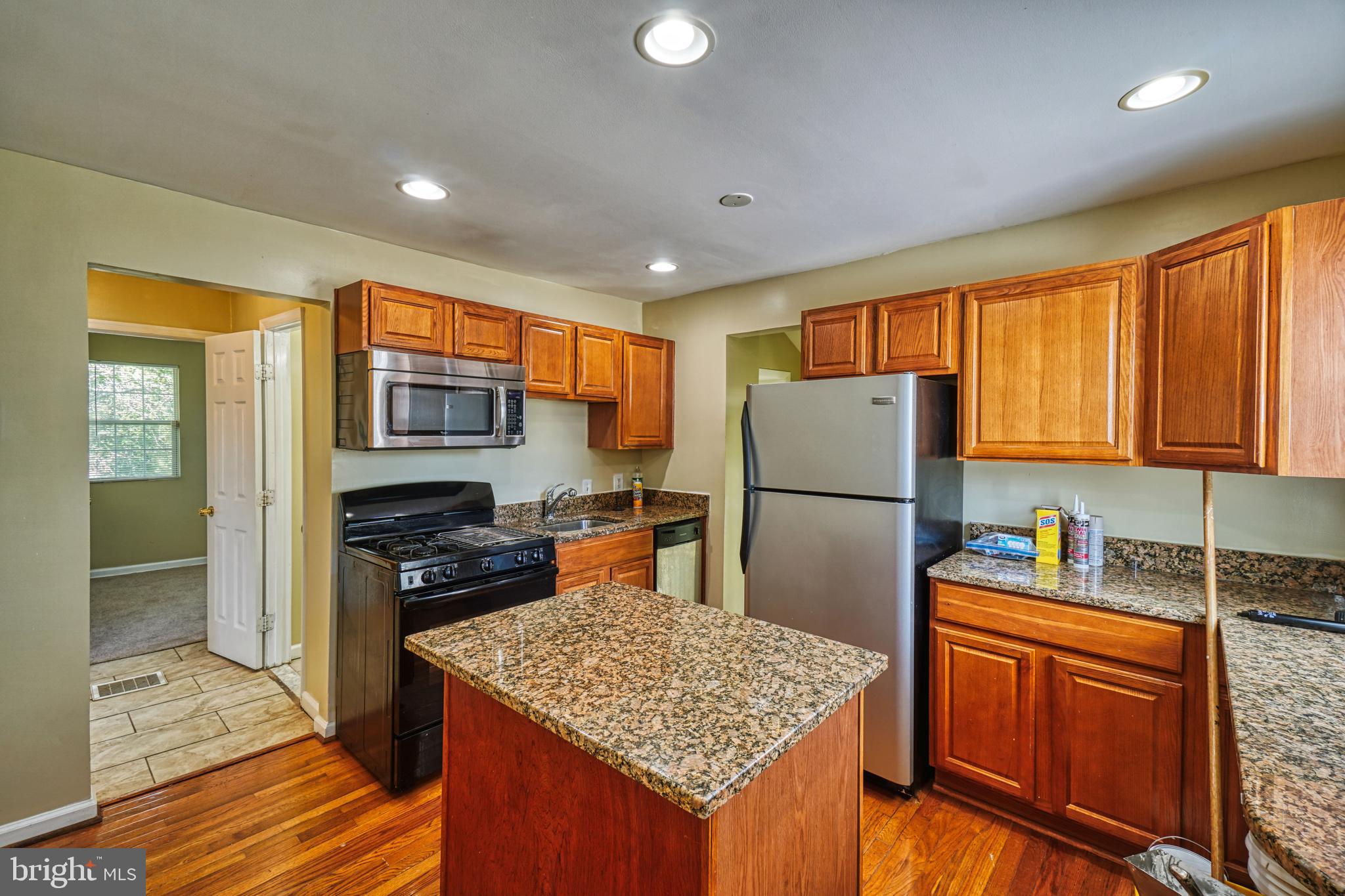 CHAPEL OAKS - Residential Lease