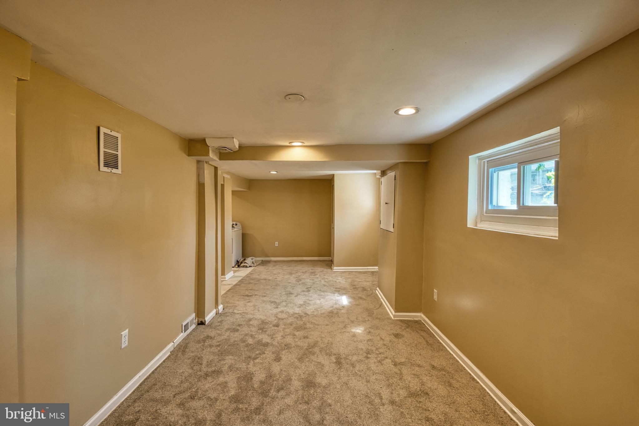 CHAPEL OAKS - Residential Lease