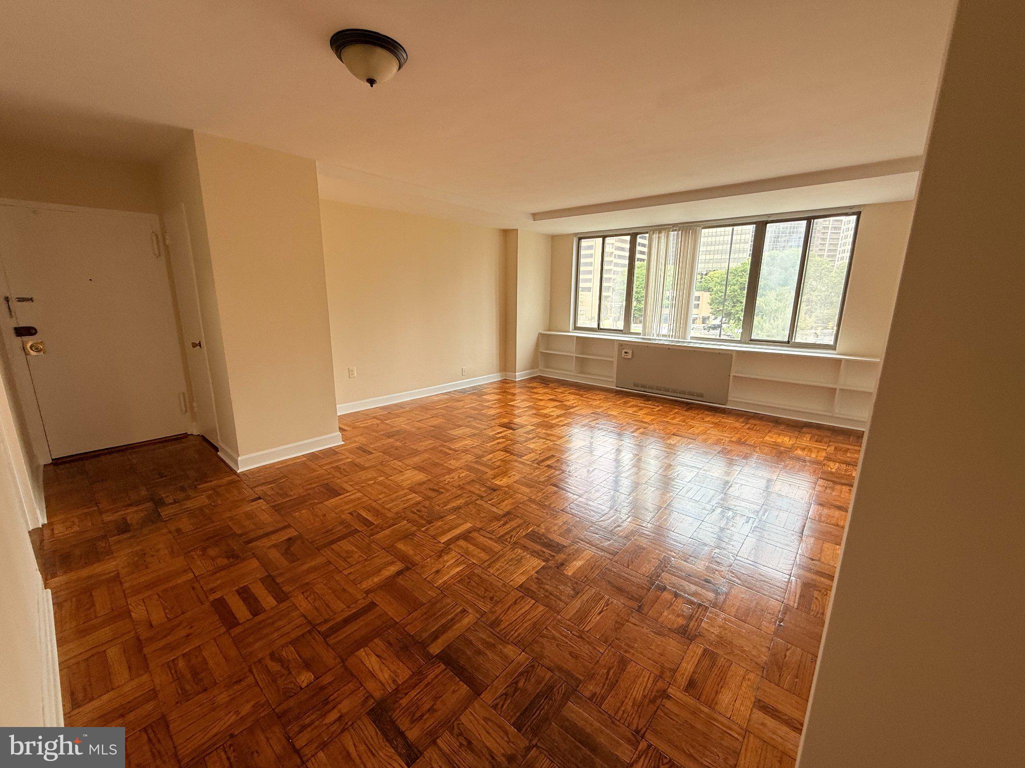1111 ARLINGTON BOULEVARD 519
