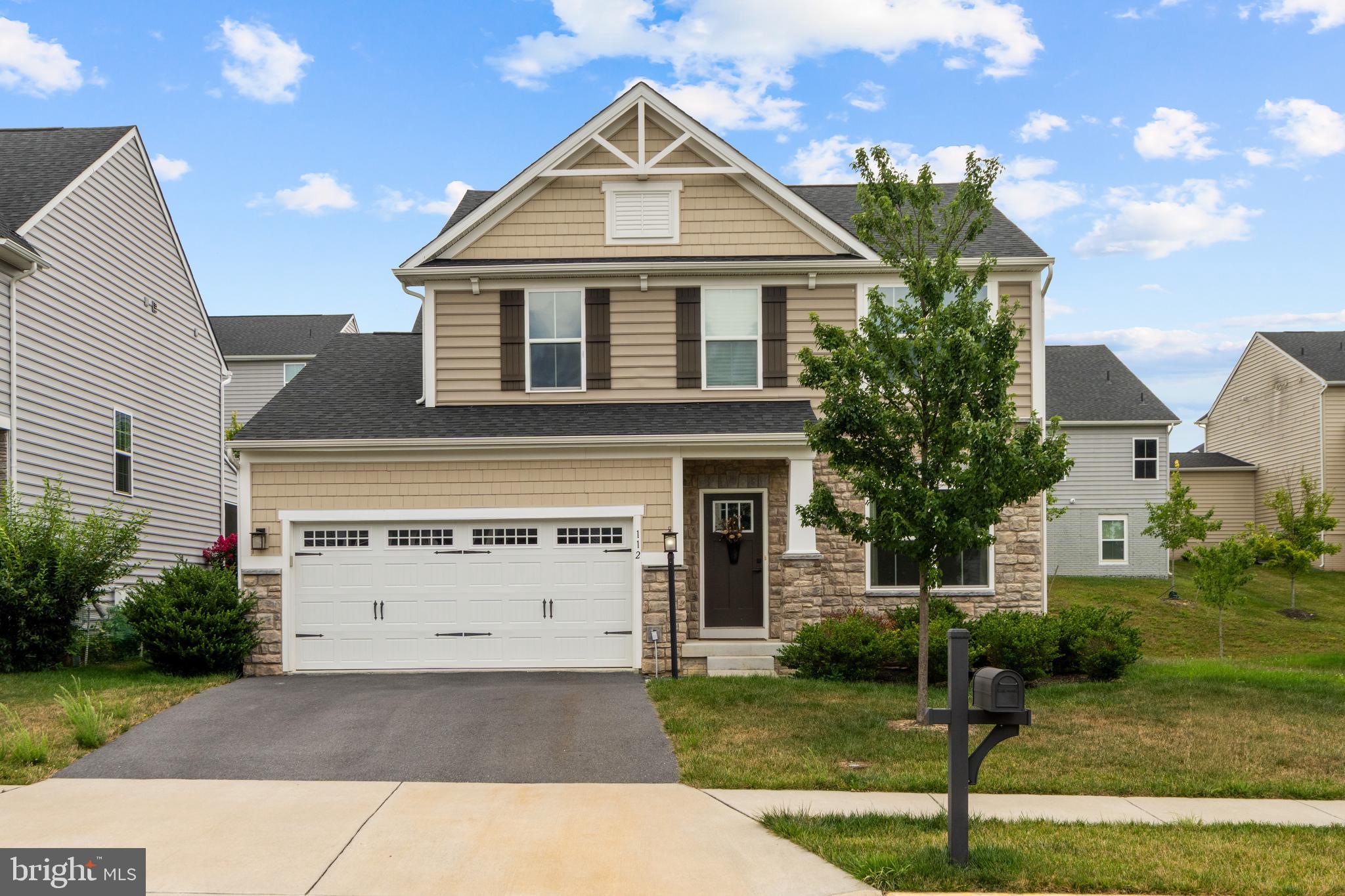 112 FRINGETREE COURT