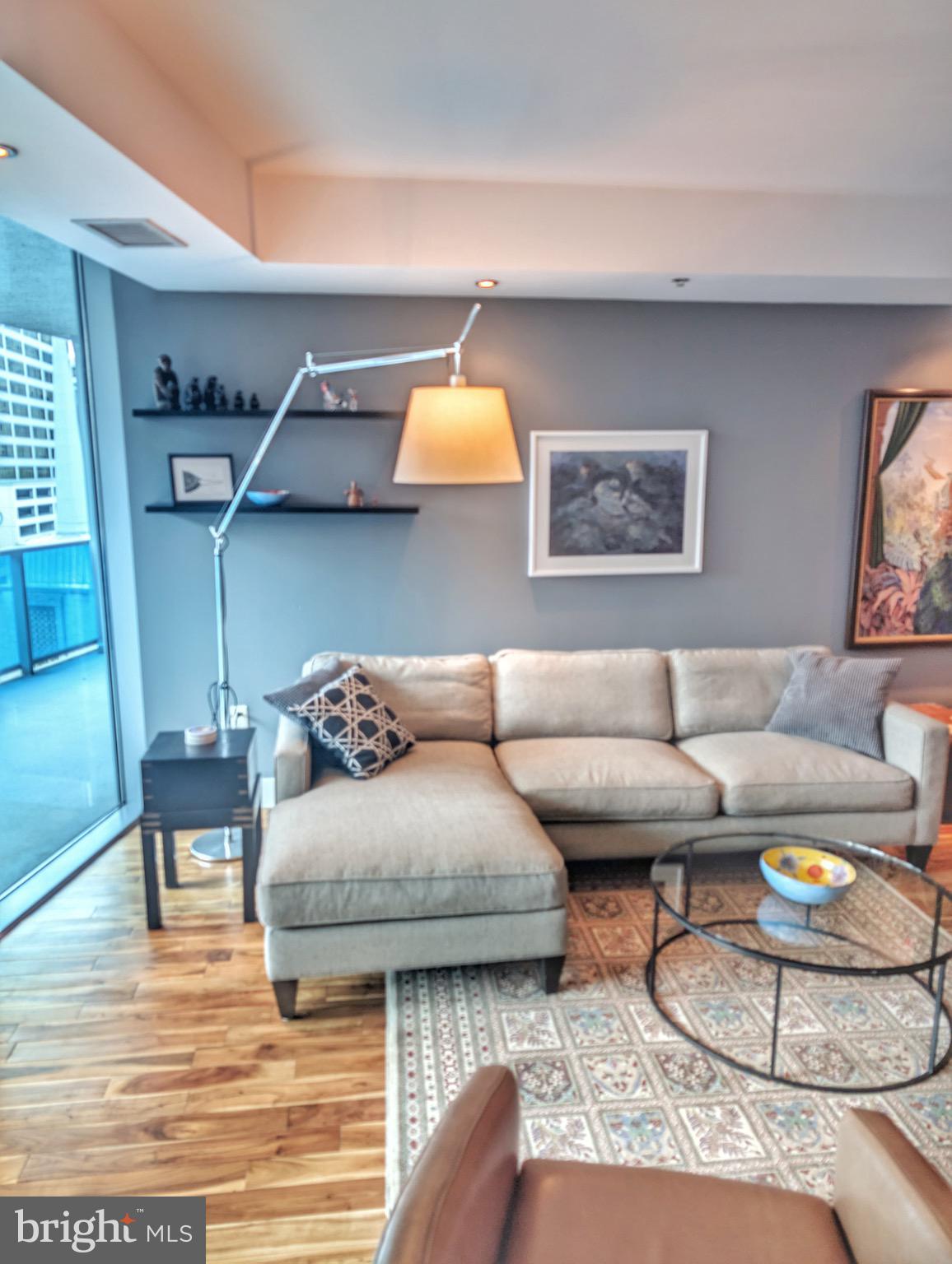 TURNBERRY TOWER - Residential Lease