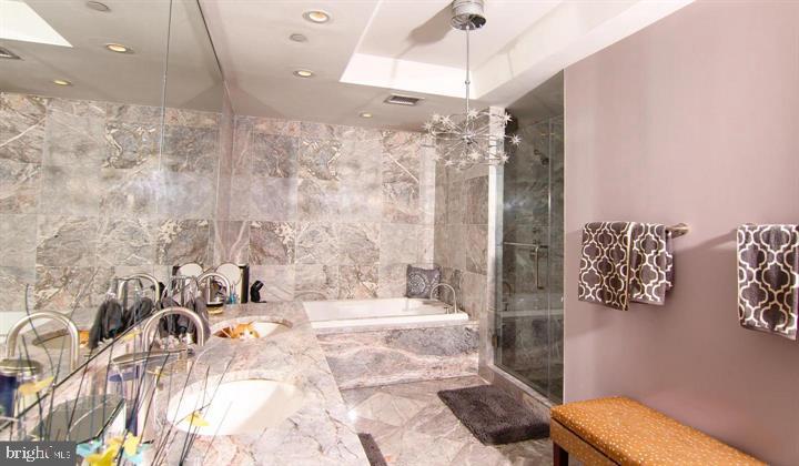 TURNBERRY TOWER - Residential Lease