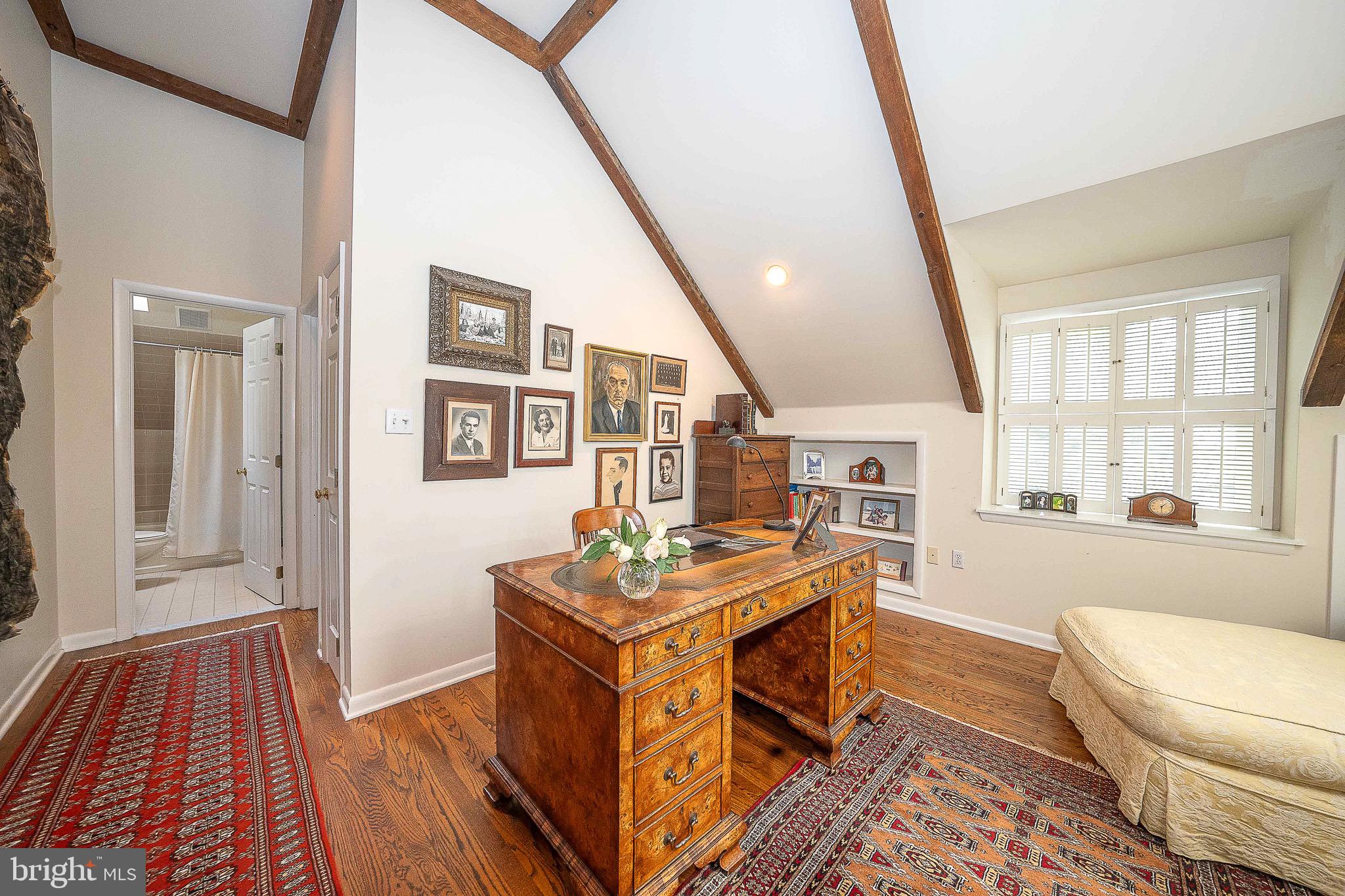 WEIRWOOD - Residential