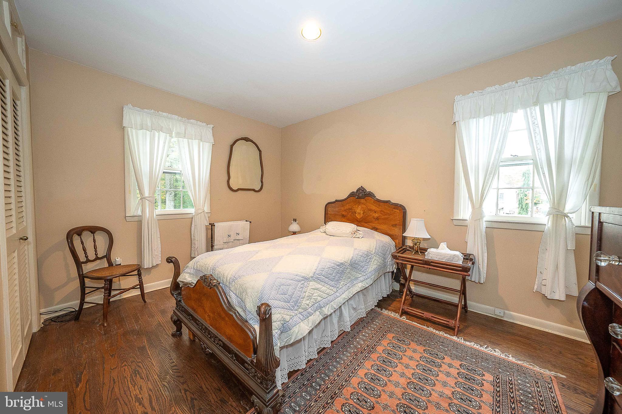 WEIRWOOD - Residential