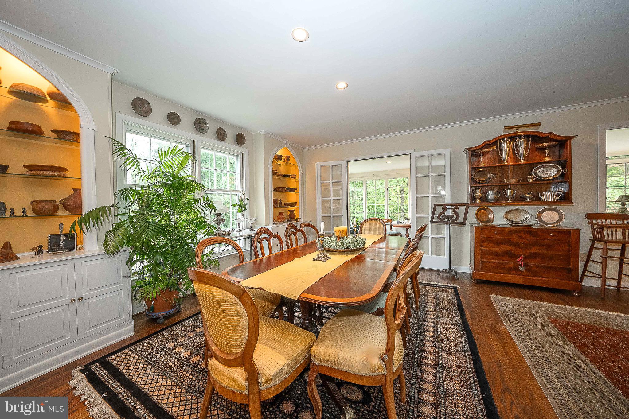 WEIRWOOD - Residential