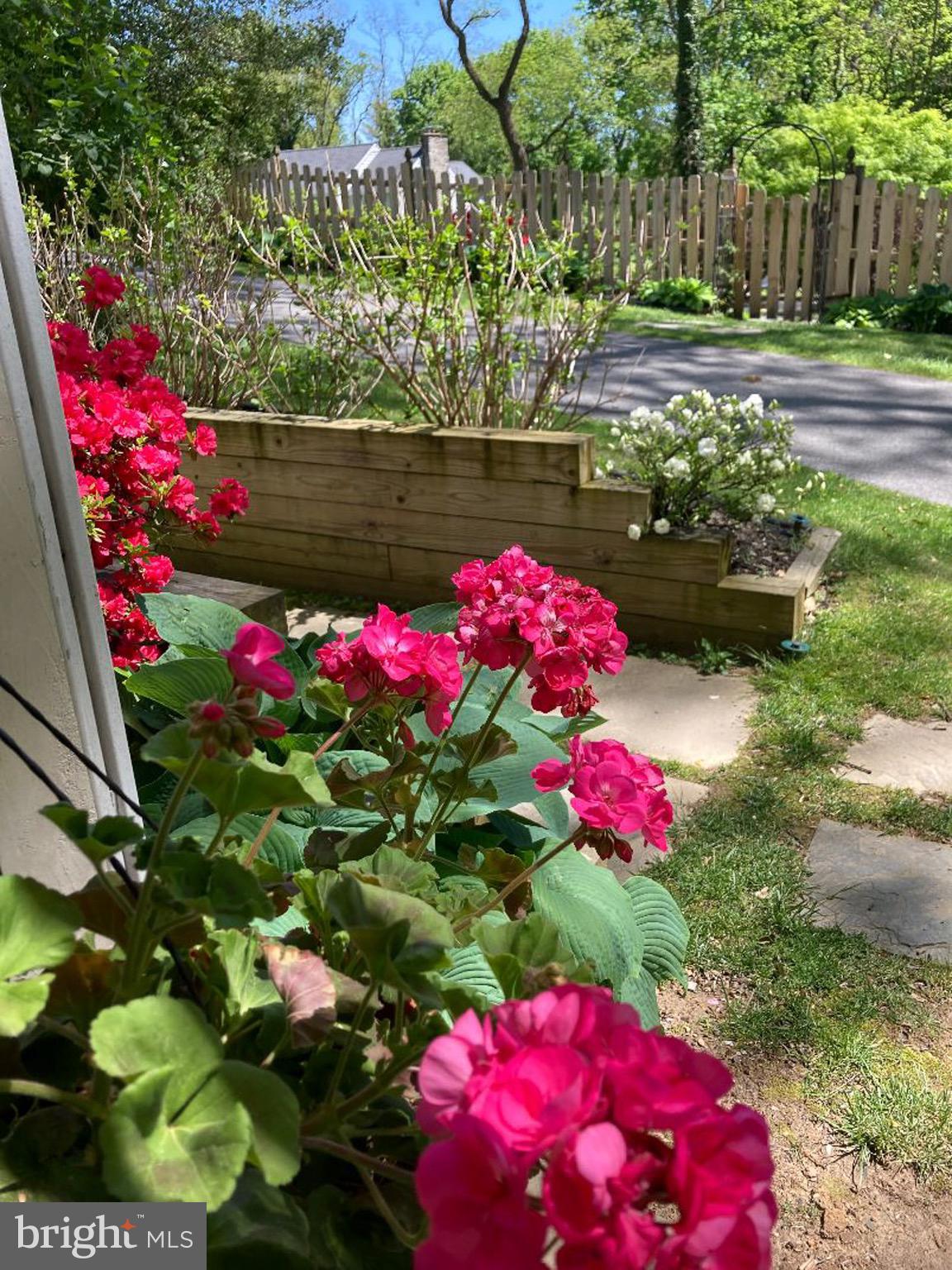 WEIRWOOD - Residential