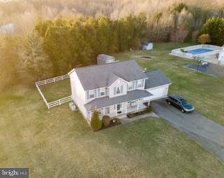 CHAPEL POINT WOODS - Residential