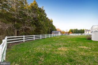 CHAPEL POINT WOODS - Residential