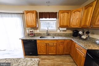 CHAPEL POINT WOODS - Residential