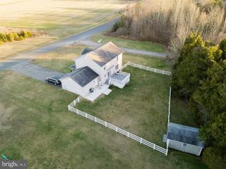 CHAPEL POINT WOODS - Residential