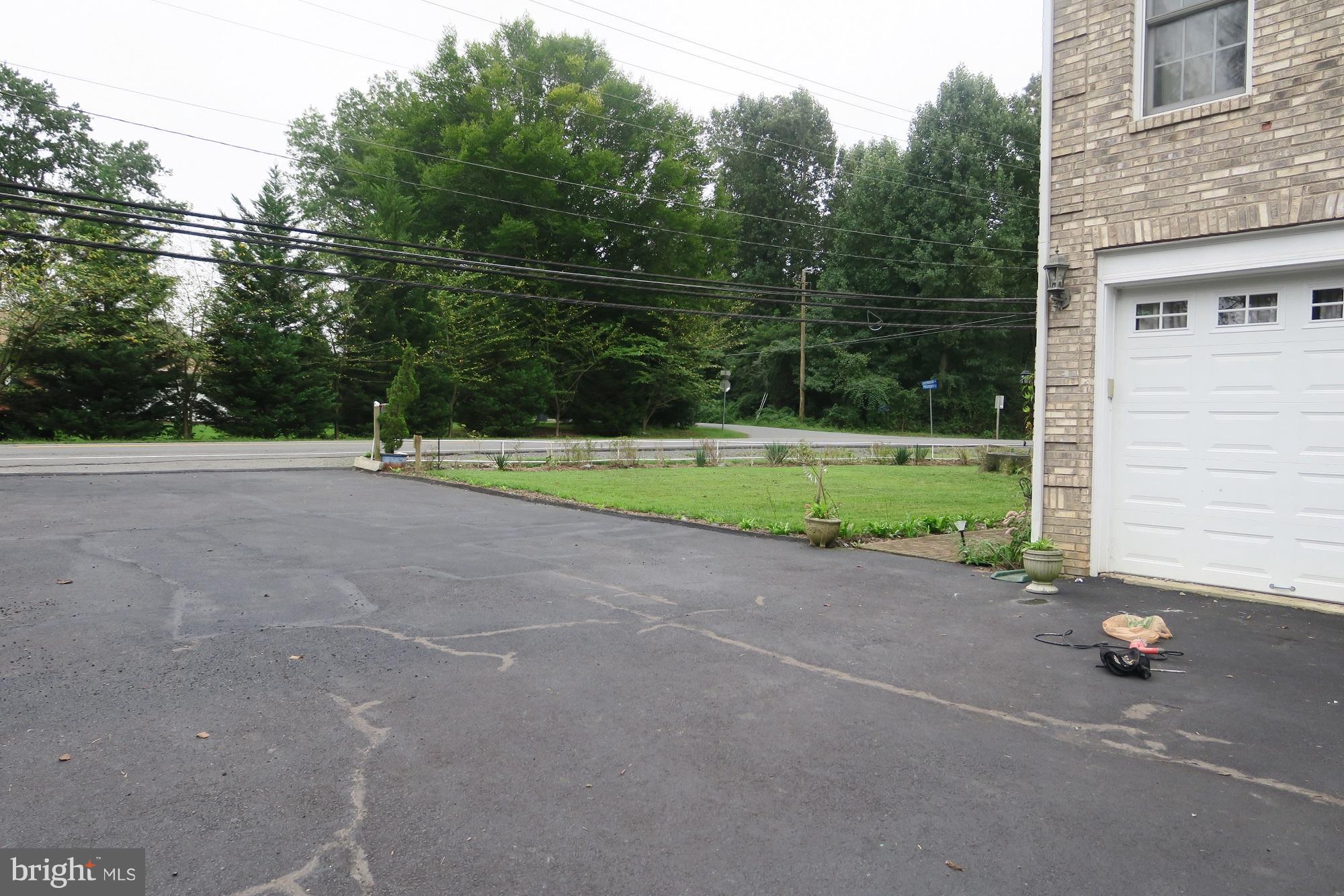 PINE RIDGE - Residential Lease