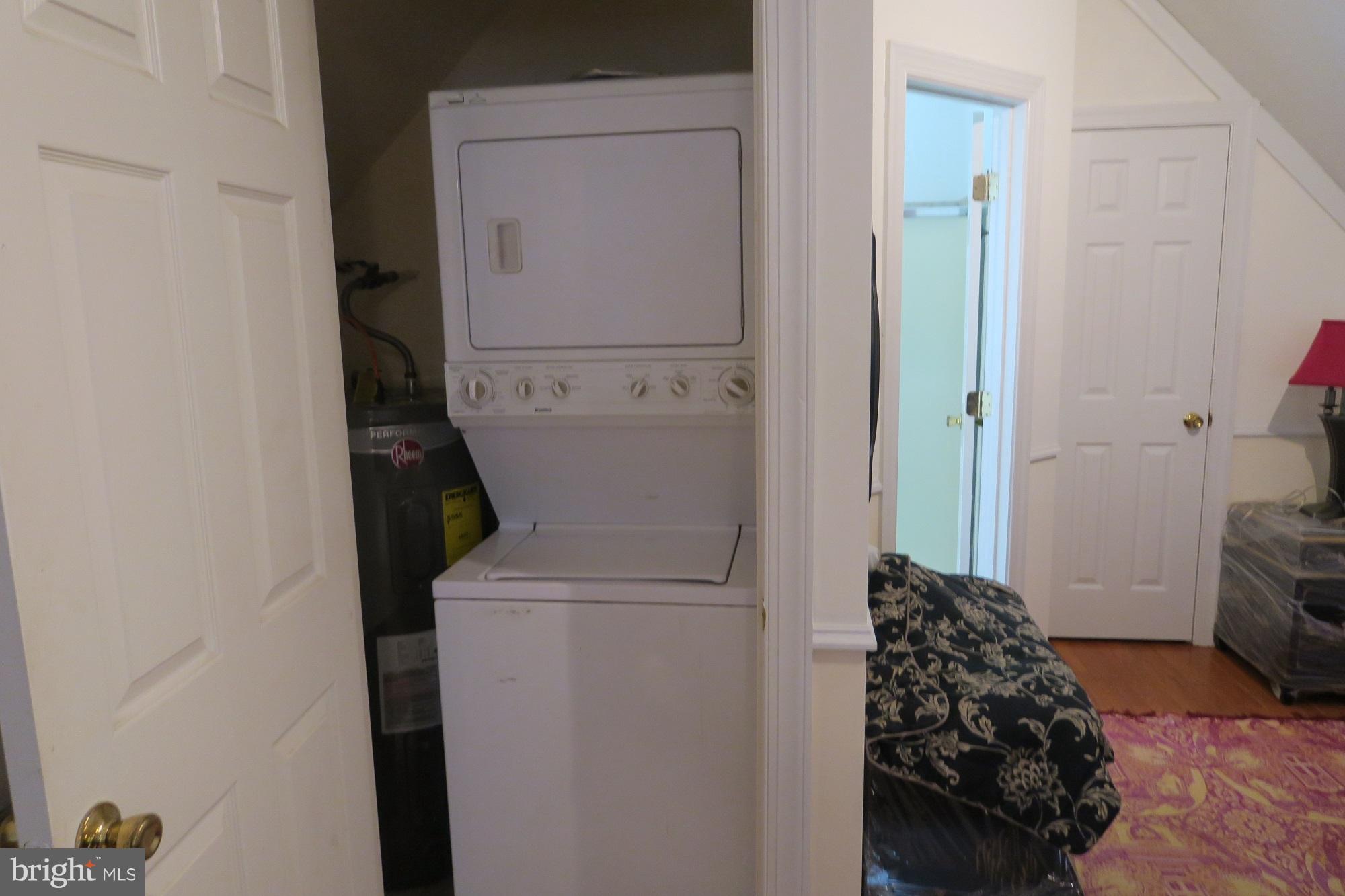 PINE RIDGE - Residential Lease