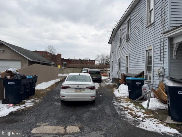 241 & 243 CHESTNUT ST N