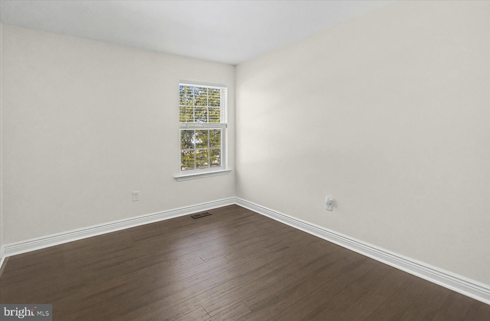 DIAMOND HILLS - Residential