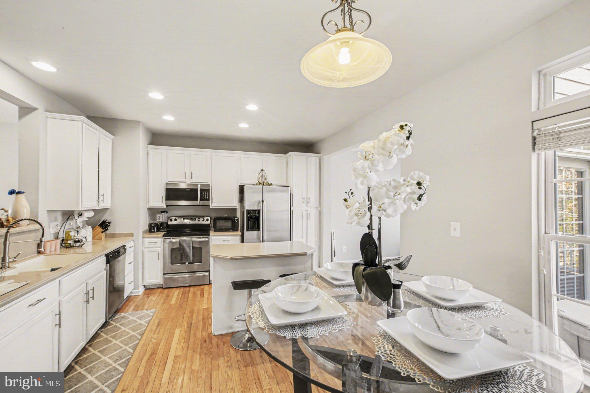 MONROE POINT - Residential