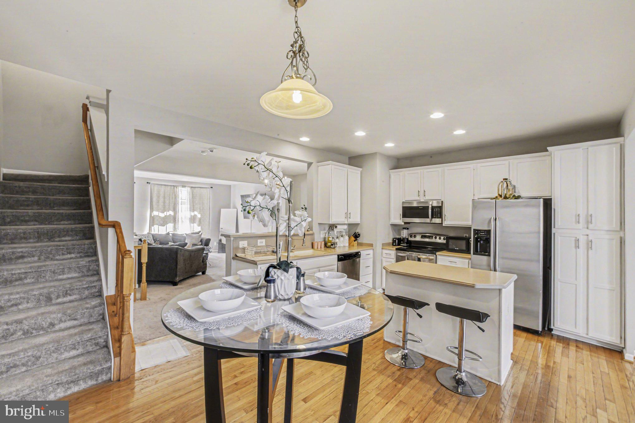 MONROE POINT - Residential