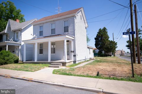 309 MUIR STREET CAMBRIDGE MD 21613