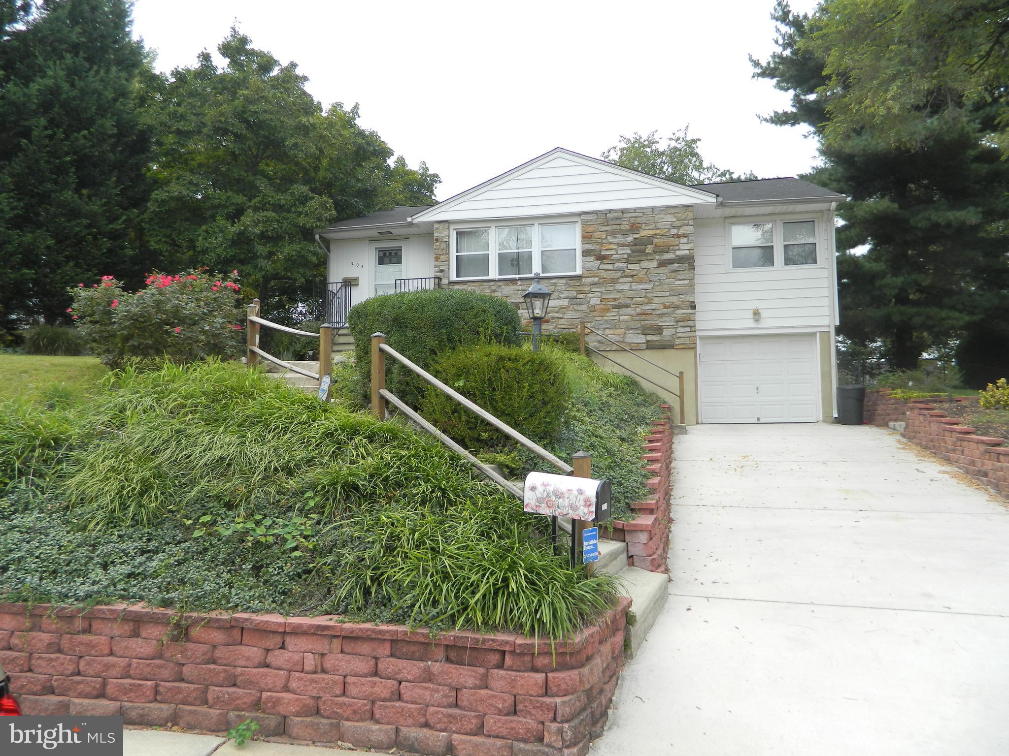 HILLSIDE ACRES - Residential Lease