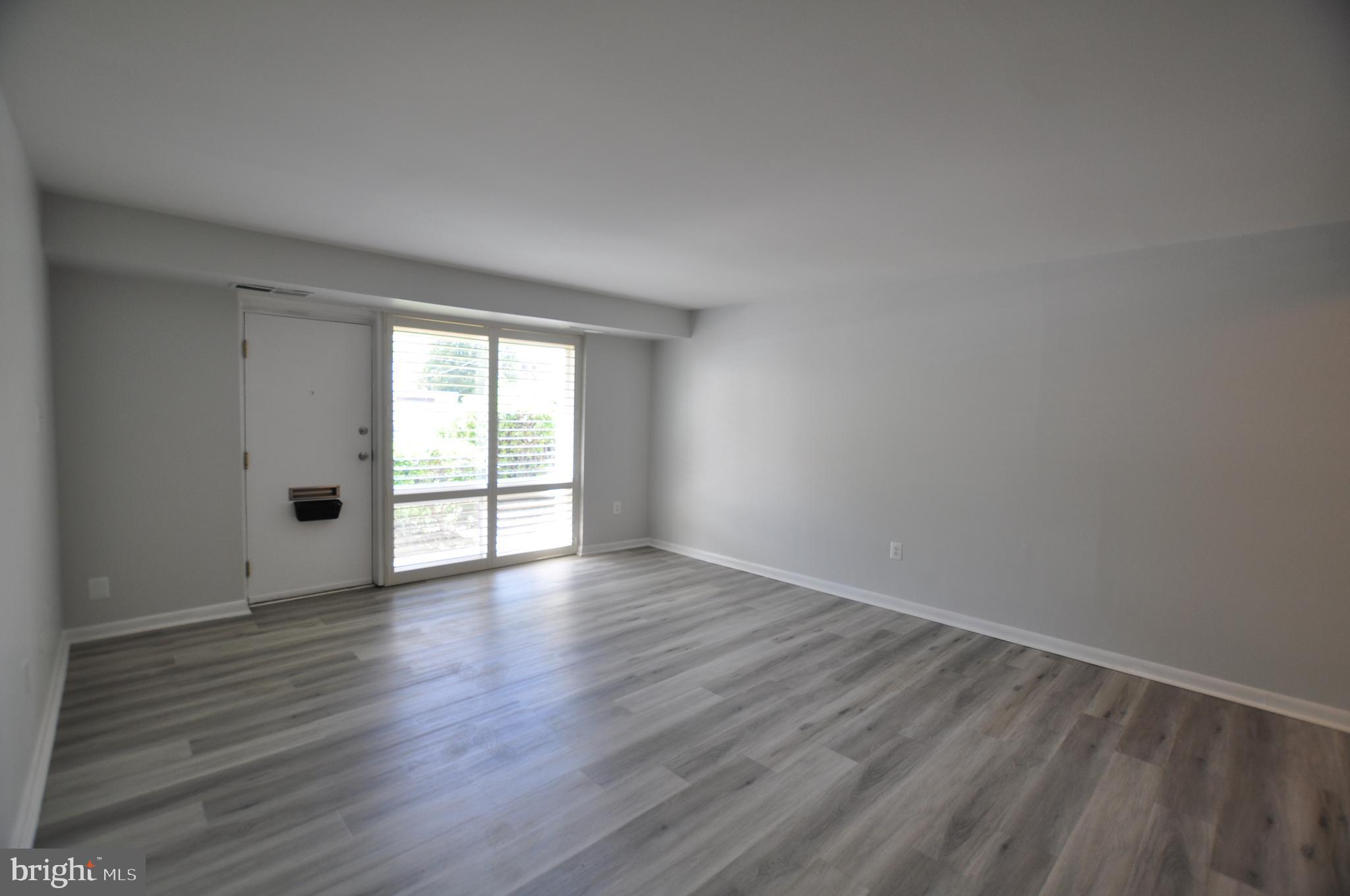 MONTGOMERY CENTURY - Residential Lease