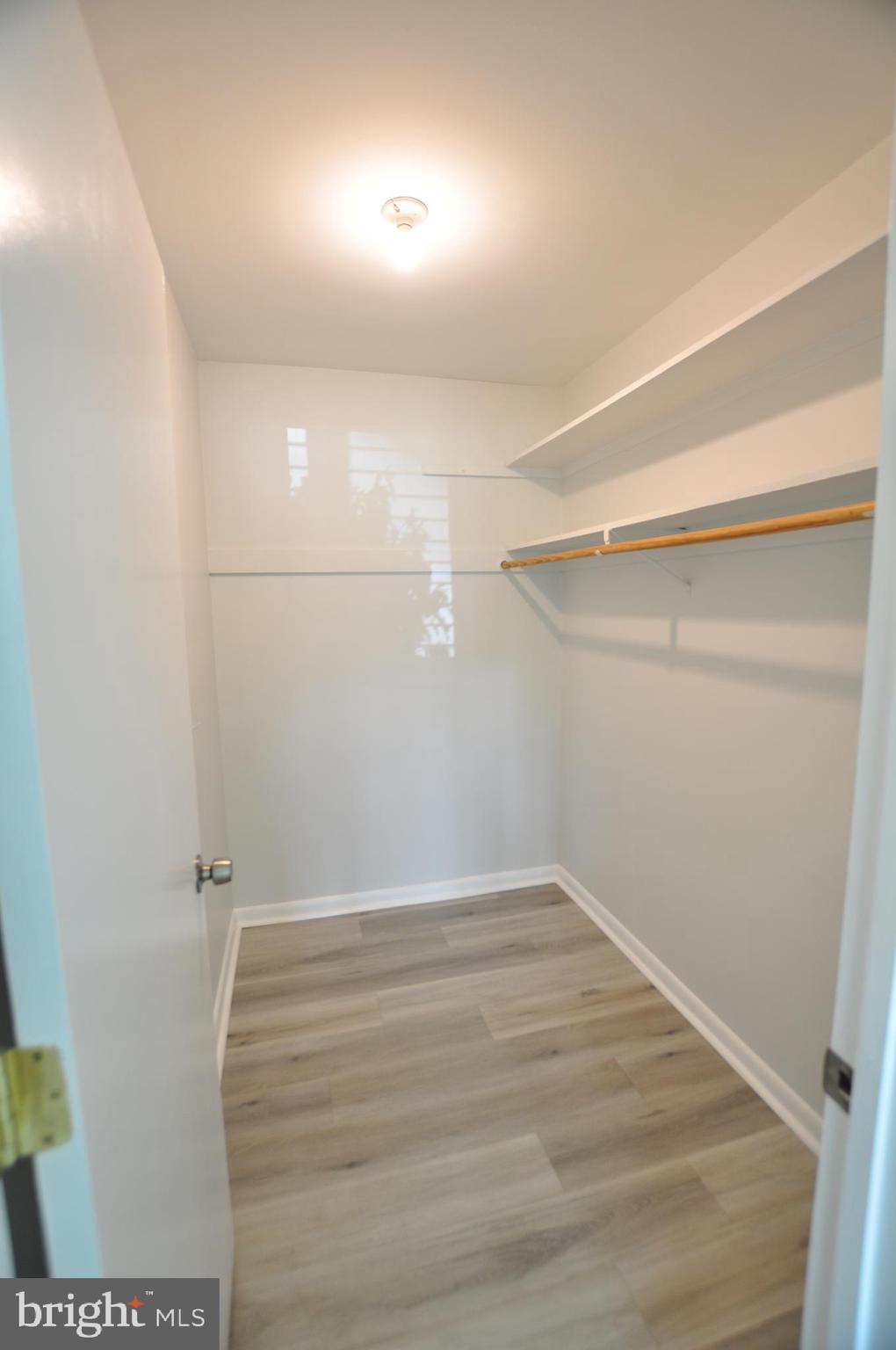 MONTGOMERY CENTURY - Residential Lease