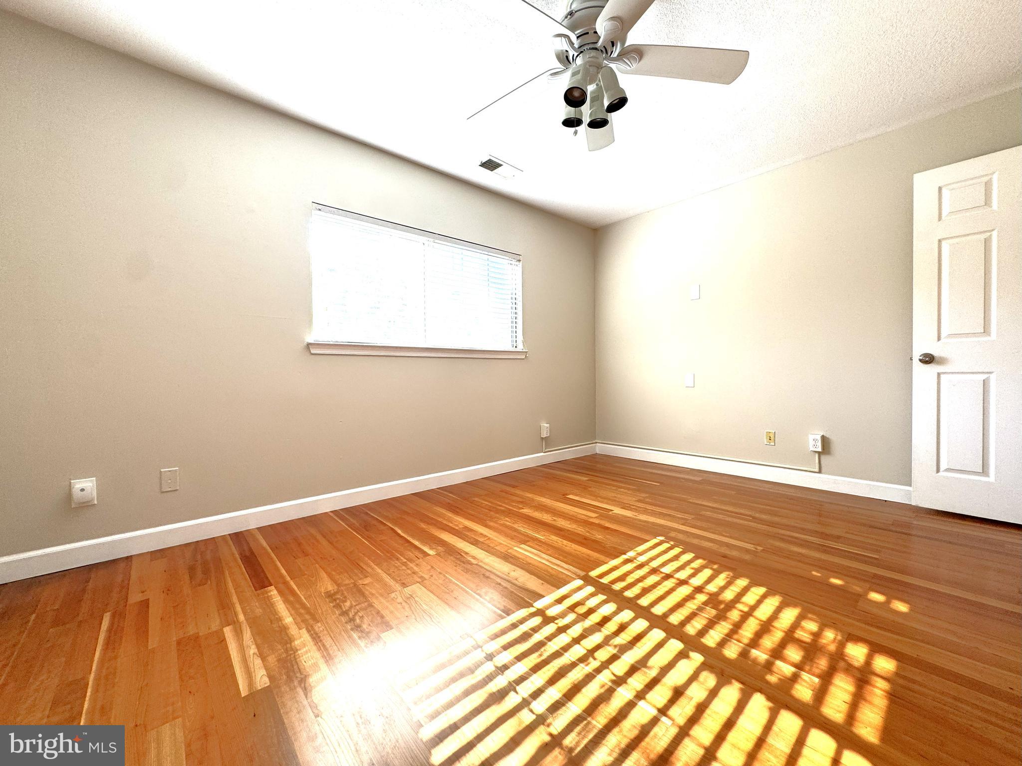 HEIGHTS AT PENDERBROOK - Residential Lease