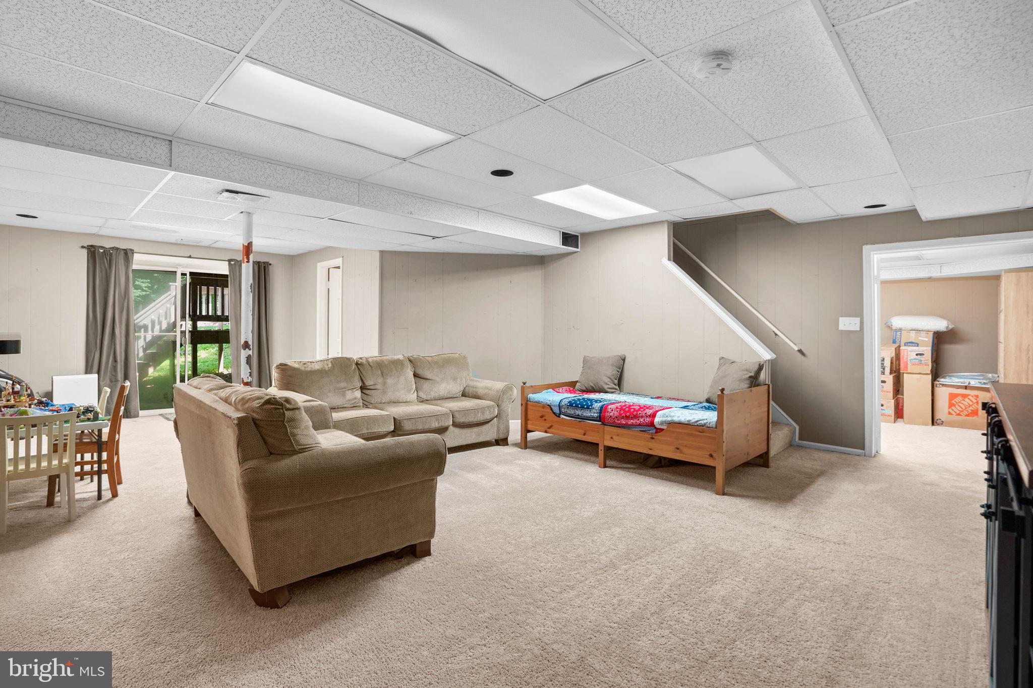 GOSHEN HUNT HILLS - Residential Lease