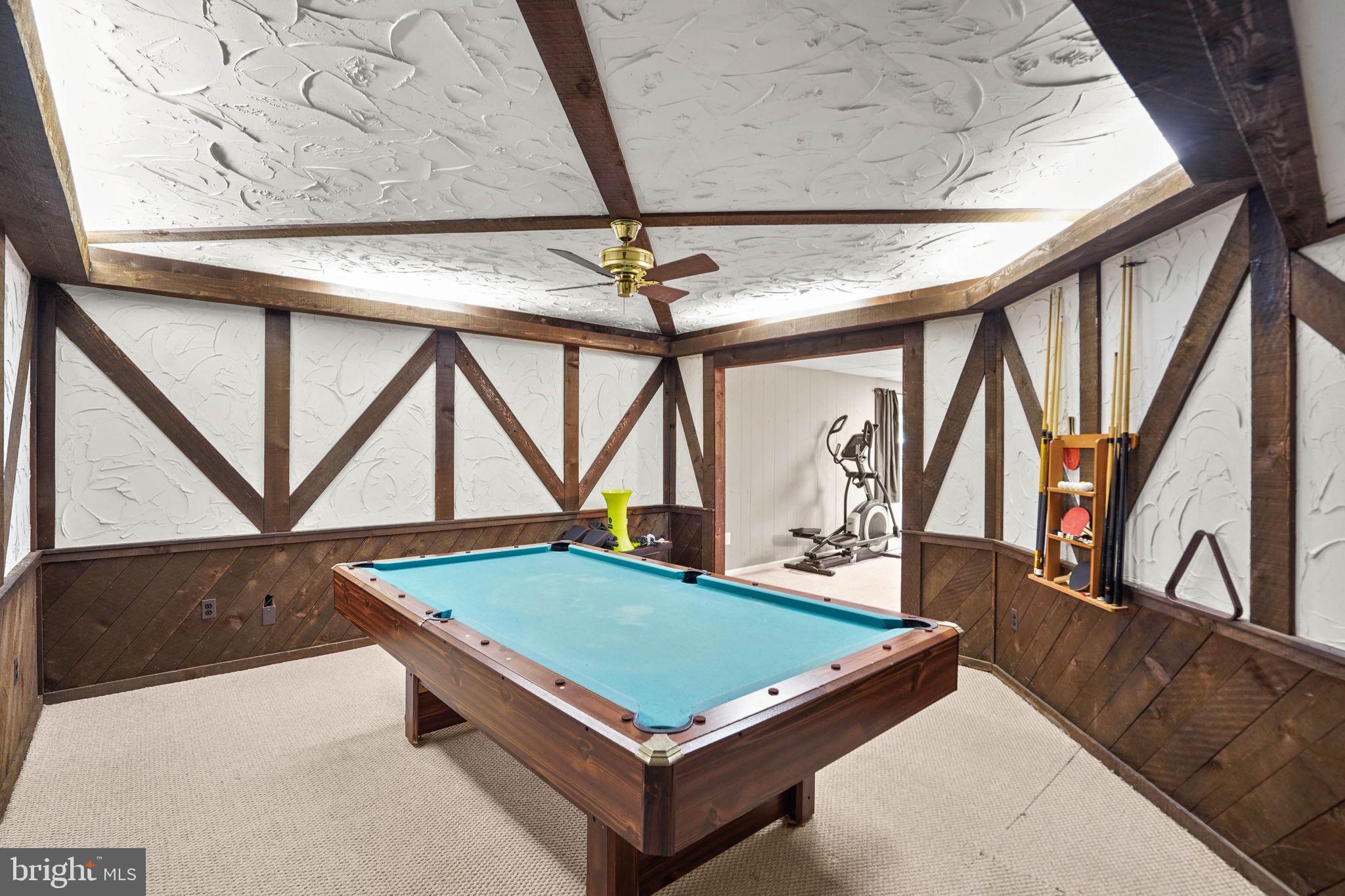 GOSHEN HUNT HILLS - Residential Lease