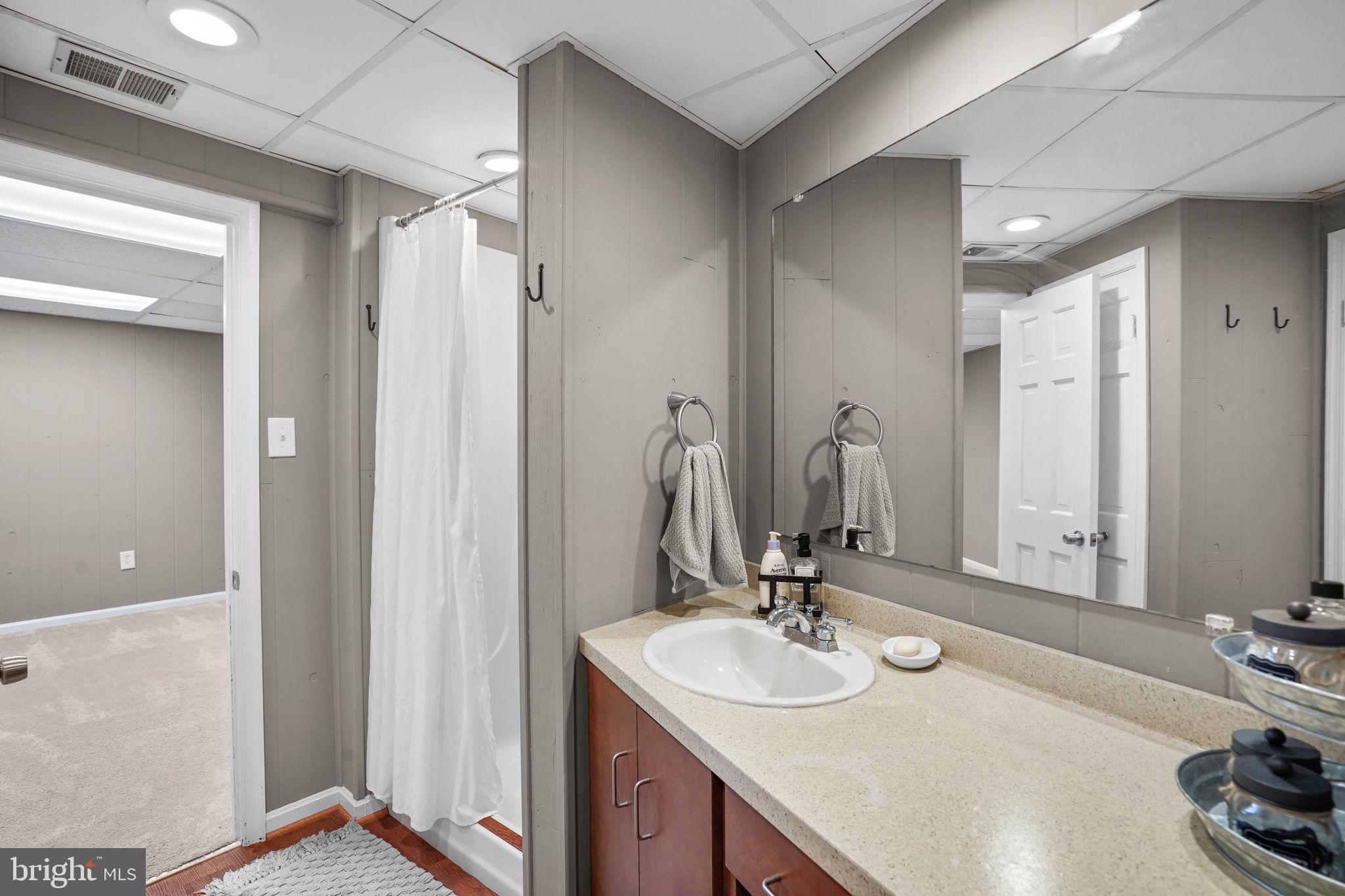 GOSHEN HUNT HILLS - Residential Lease