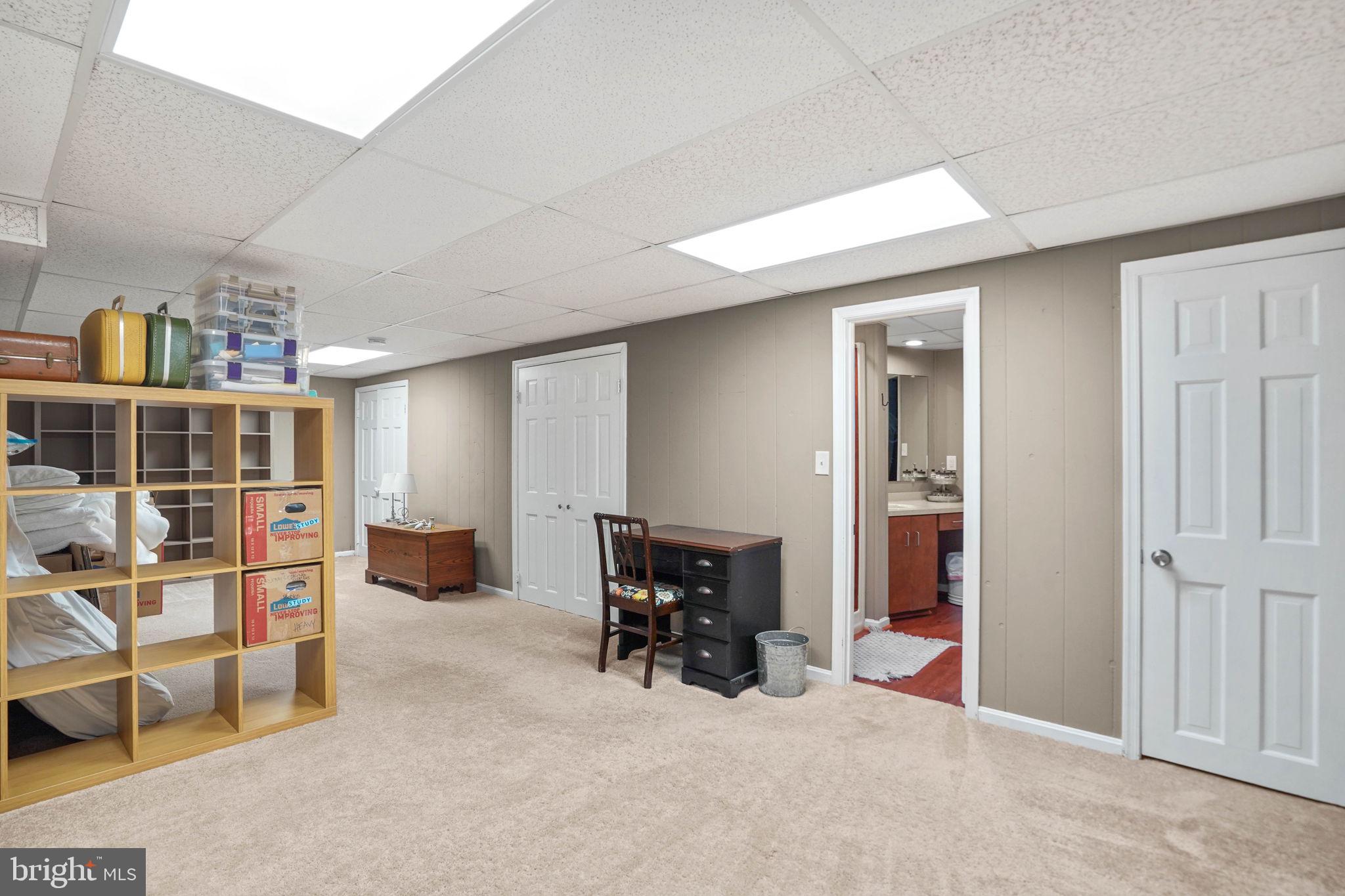 GOSHEN HUNT HILLS - Residential Lease