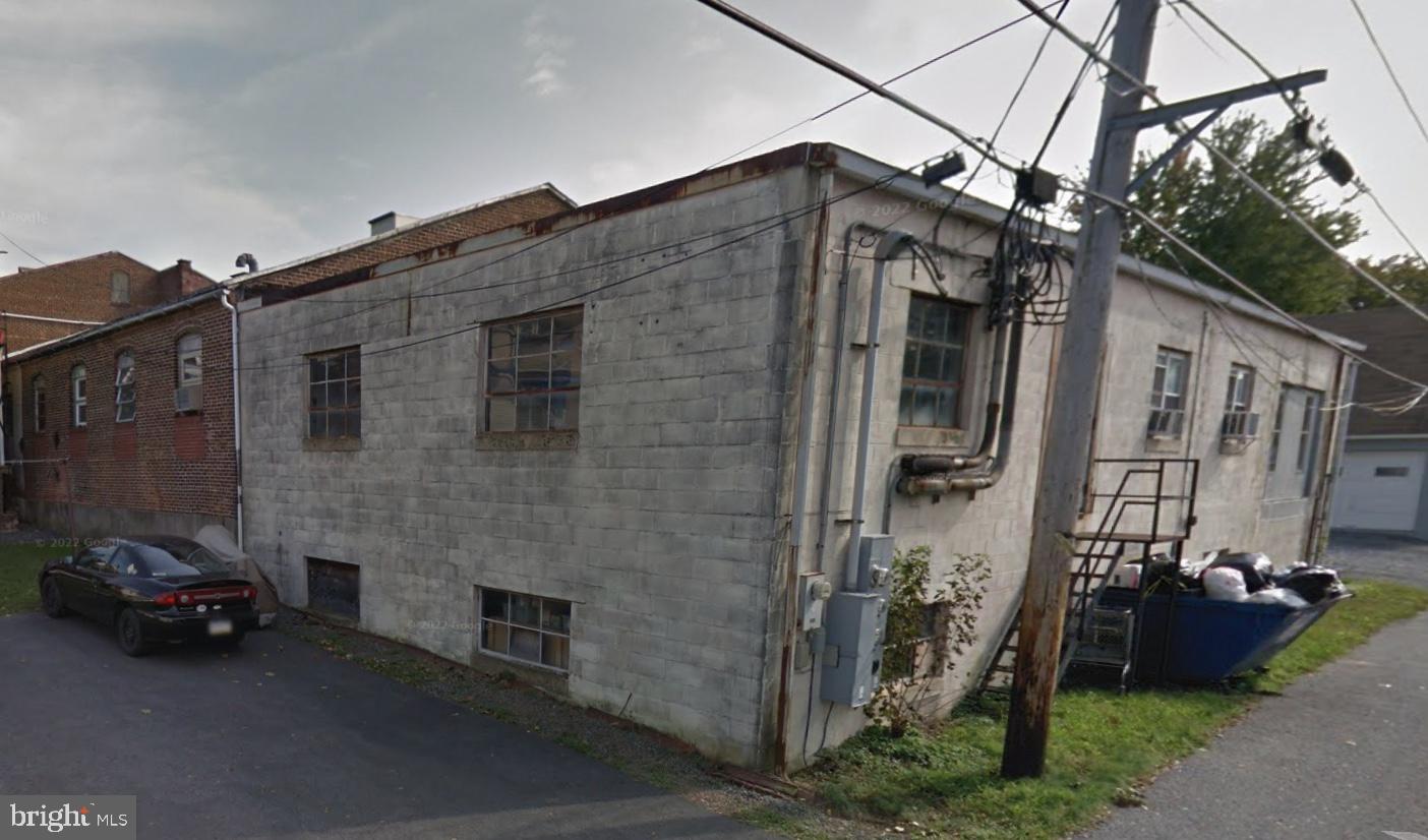 4432-4434 KUTZTOWN ROAD