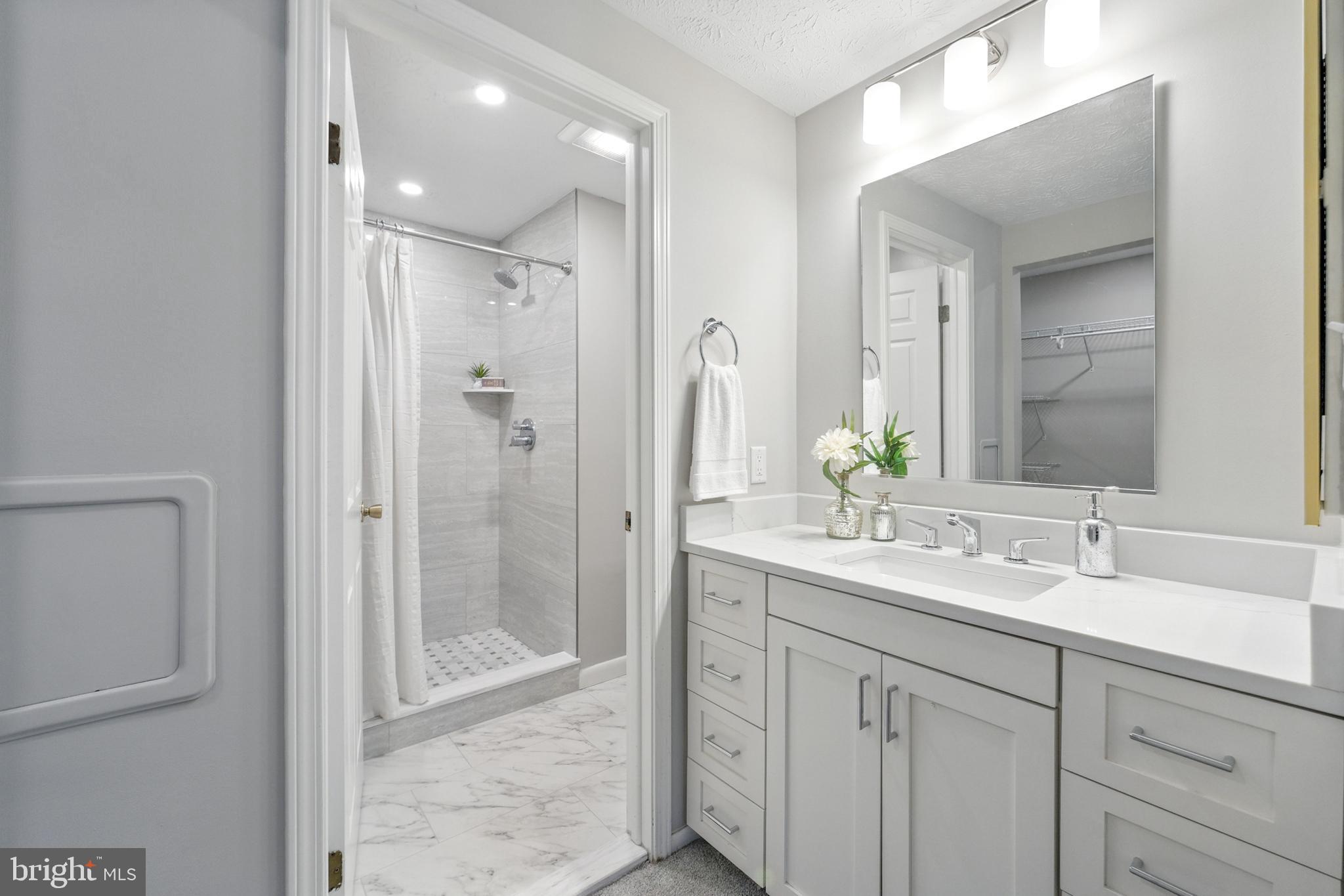 LANDFARE - Residential