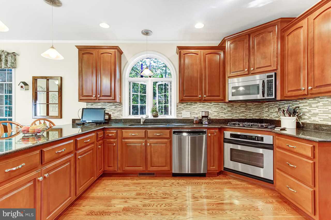WOODLAND HEIGHTS - Residential