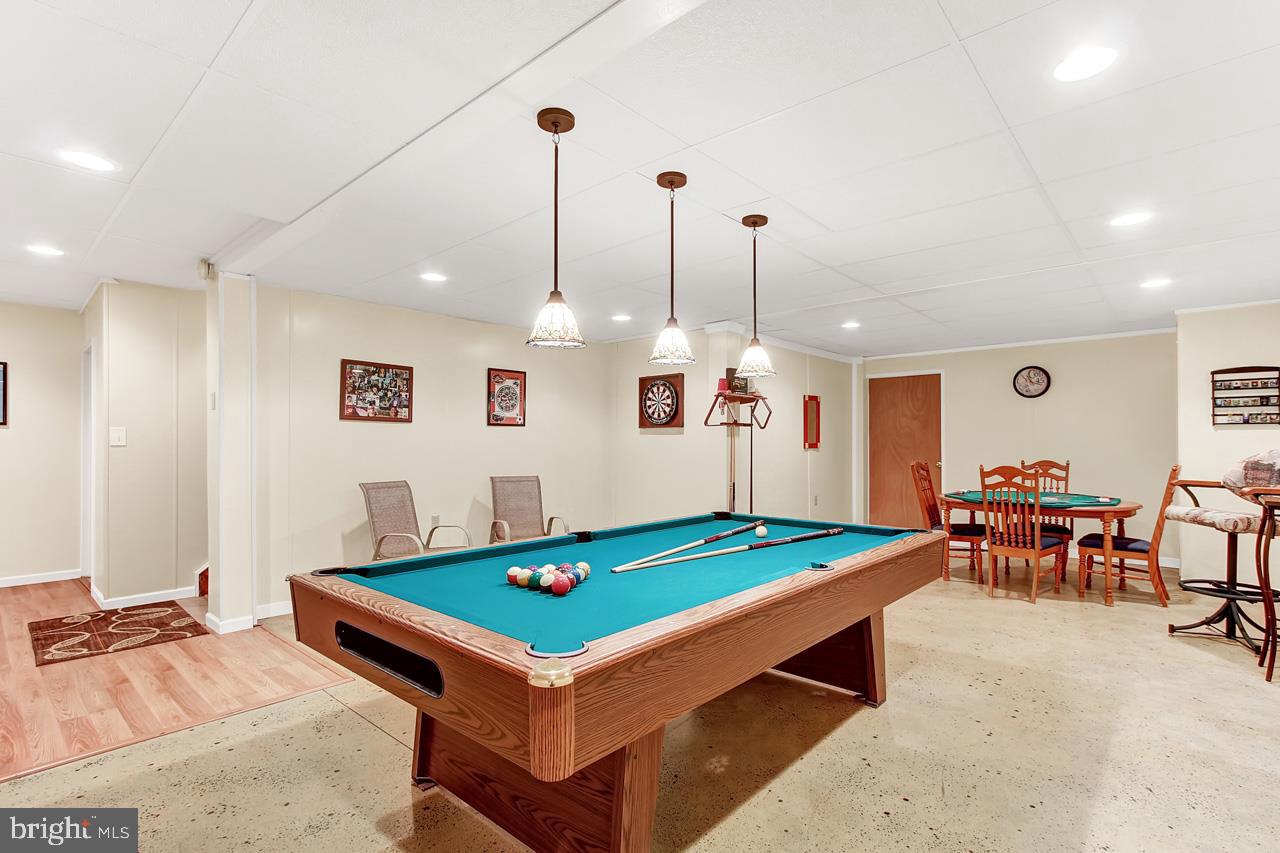WOODLAND HEIGHTS - Residential