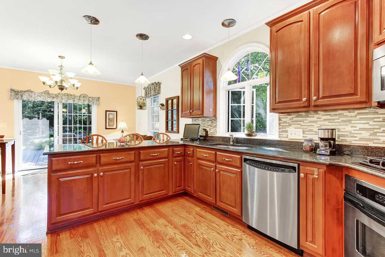 WOODLAND HEIGHTS - Residential