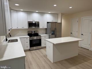 GLEBE HARBOR - Residential